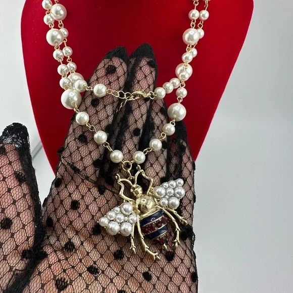 Anthropologie Pearl Bee Elegant Long Gold Necklace - Picture 11 of 12